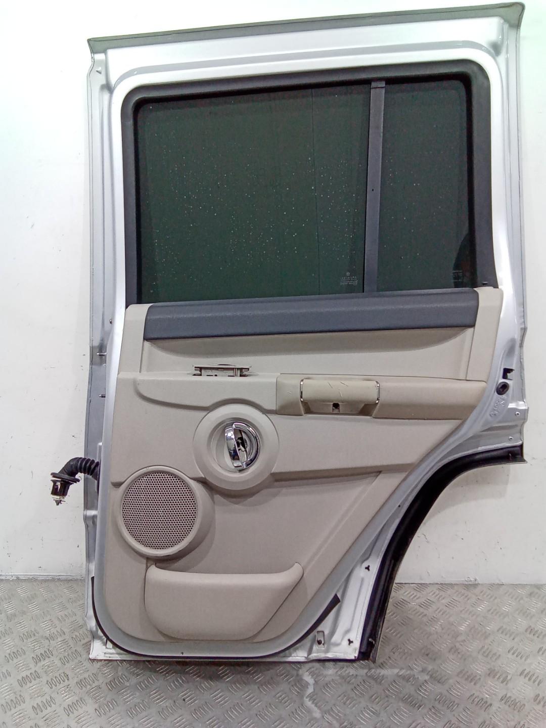 стеклоподъемник электрический задний правый Jeep Commander 1 поколение 2006, 3.0 л., дизель - фото №1