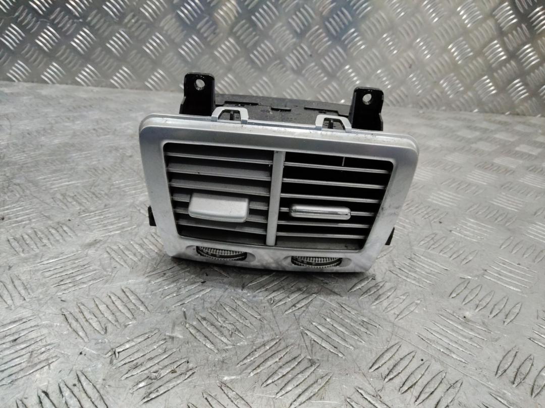 дефлектор обдува салона Mercedes-Benz S-Класс W221 2006, A2218301054 - фото №1