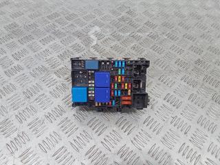 блок предохранителей Renault Megane 4 поколение 2016, 243800453R