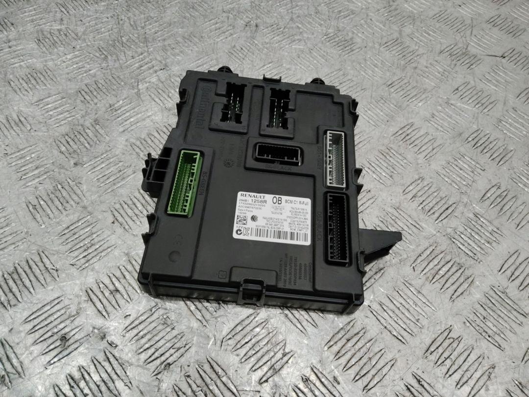 блок комфорта Renault Megane 4 поколение 2018, 284B11258R - фото №1