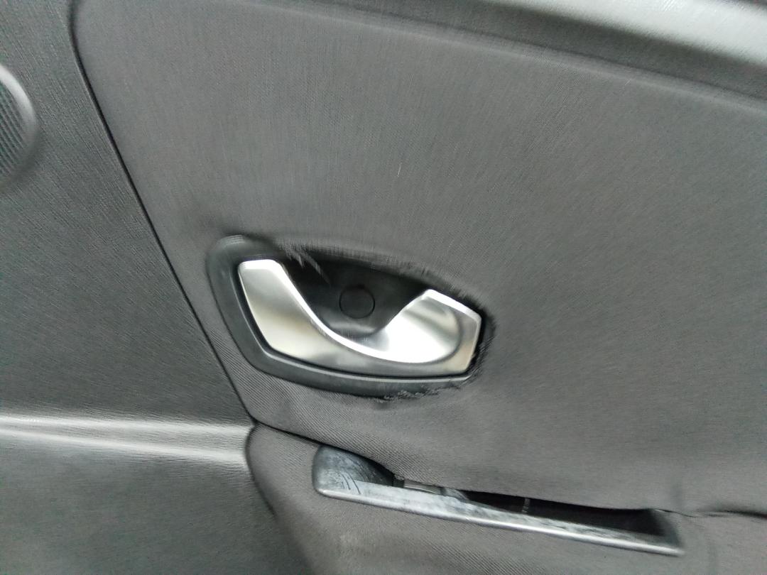 ручка внутренняя задняя правая Renault Megane 3 поколение 2011, хетчбэк 5 дв. - фото №1