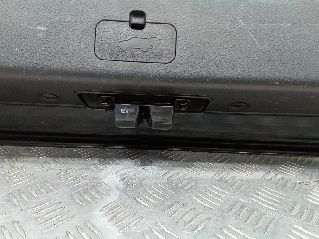 замок багажника Kia Sorento 2 поколение 2009 - фото №1