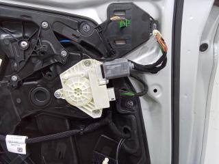 моторчик стеклоподъемника передний левый Mercedes-Benz GLC Coupe C253 2018, A2139069901