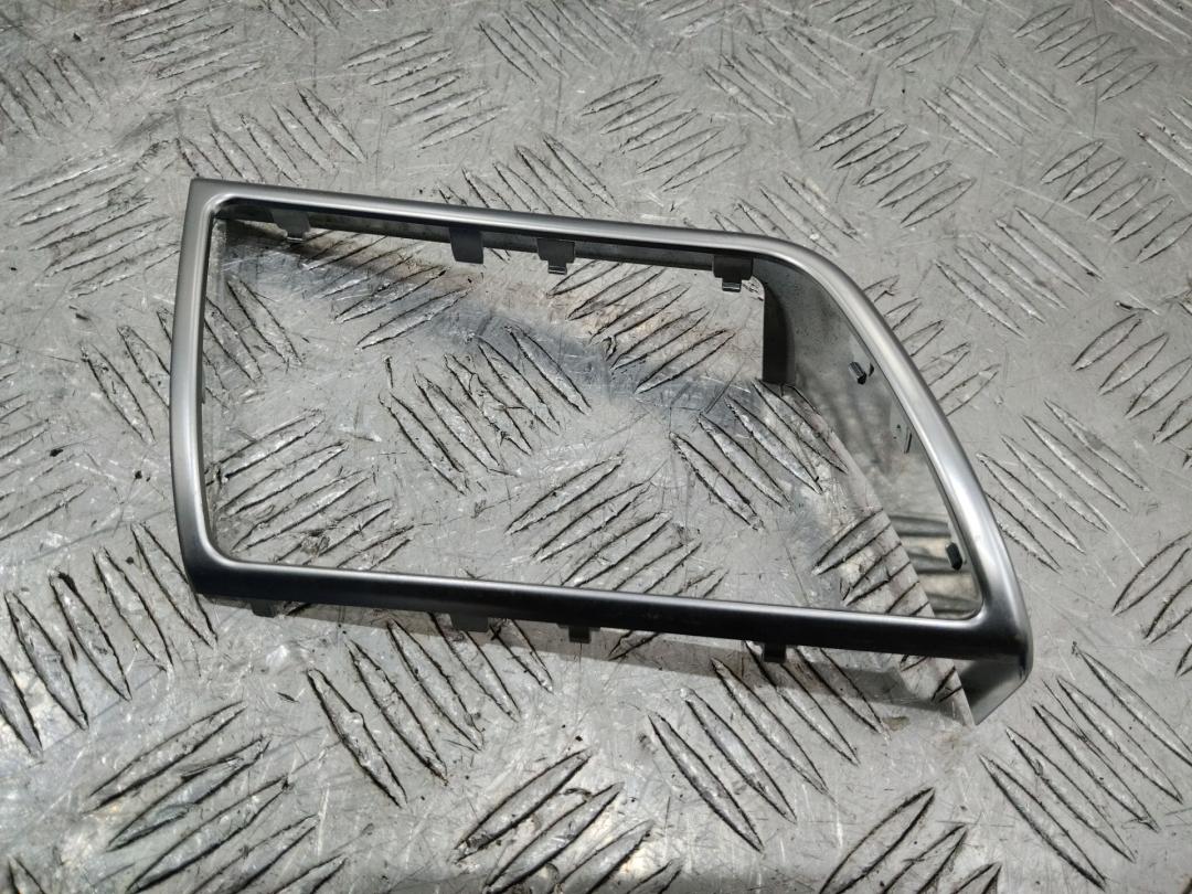 накладка декоративная Mercedes-Benz GLE V167 2018, 09155Z00 - фото №1