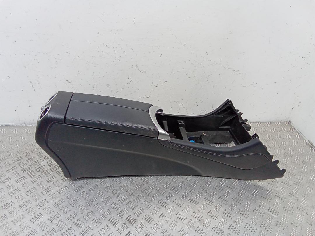 подлокотник Mercedes-Benz GLC Coupe C253 2017, A2536809002 - фото №1