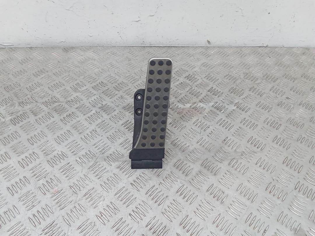 педаль Mercedes-Benz GLC Coupe C253 2017, A2533000104 - фото №1