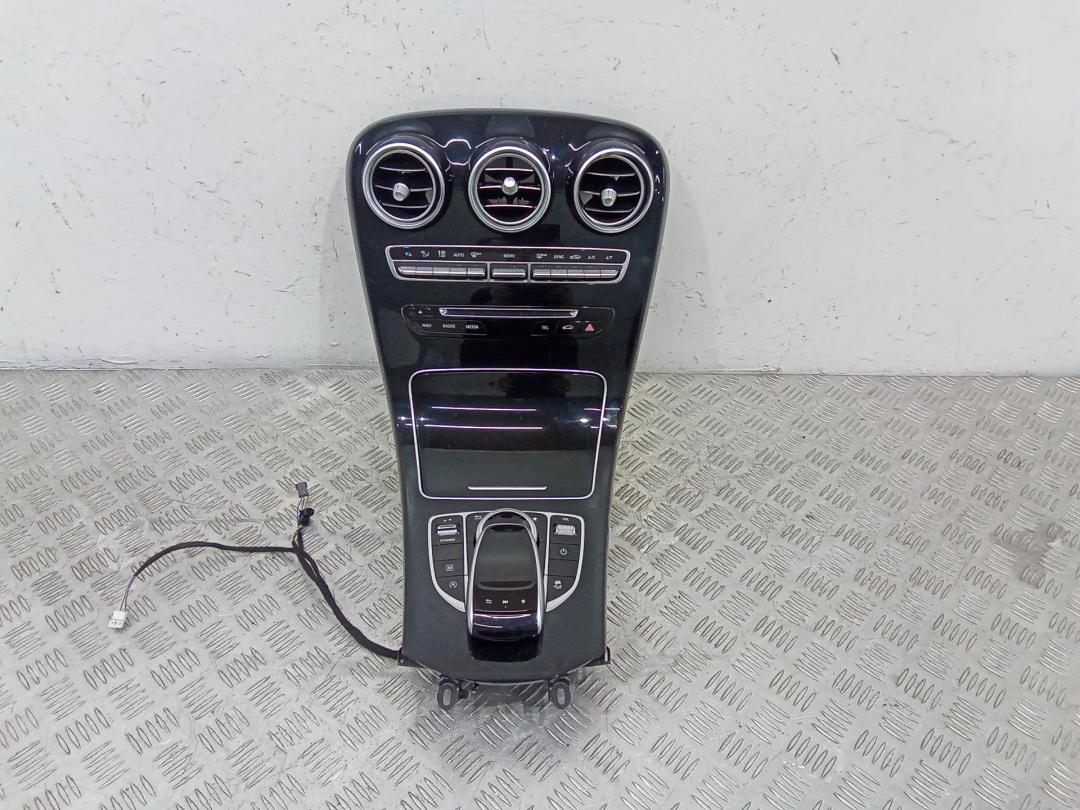 консоль салона Mercedes-Benz GLC Coupe C253 2017, A2056801005 - фото №1