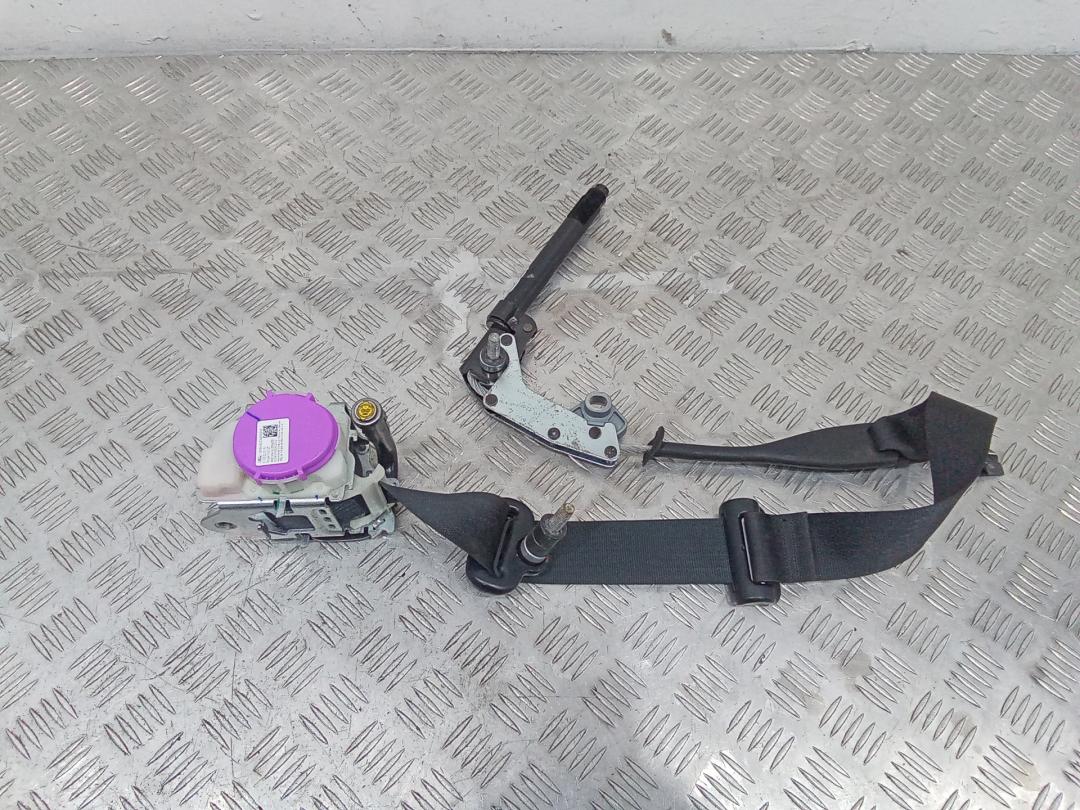 ремень безопасности Ford Mustang 6 поколение 2015, GR3B63612D64 - фото №1