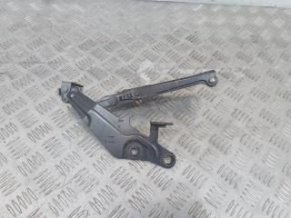 петля капота правая Ford Mustang 6 поколение 2015, 5.0 л., бензин, GR3B16800AB