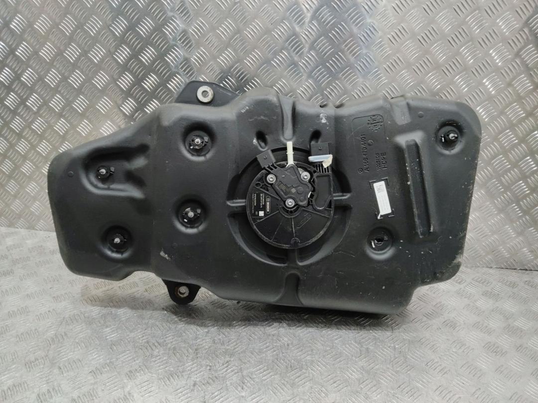 бак AdBlue (мочевины) Mercedes-Benz GLE W166 2017, A1664704401 - фото №1