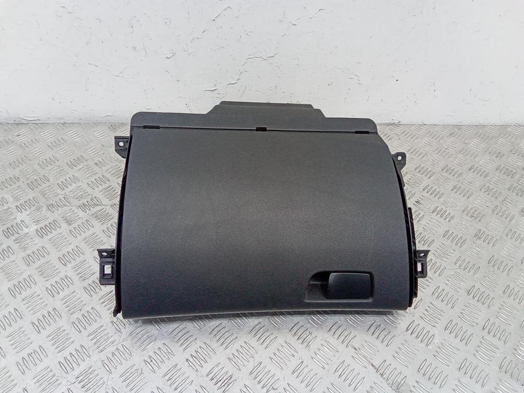 бардачок Renault Megane 4 поколение 2018, P685005280R - фото №1