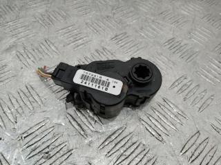 моторчик заслонки печки Renault Megane 4 поколение 2016, T37221B