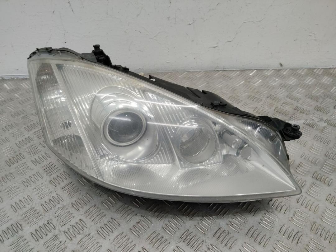 фара правая Mercedes-Benz S-Класс W221 2007, 1305235874 - фото №1