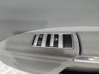 кнопка стеклоподъемника двери задней правой Mercedes-Benz S-Класс W221 2007, седан