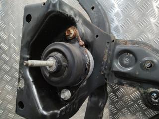 подушка крепления двигателя Ford Mustang 6 поколение 2016