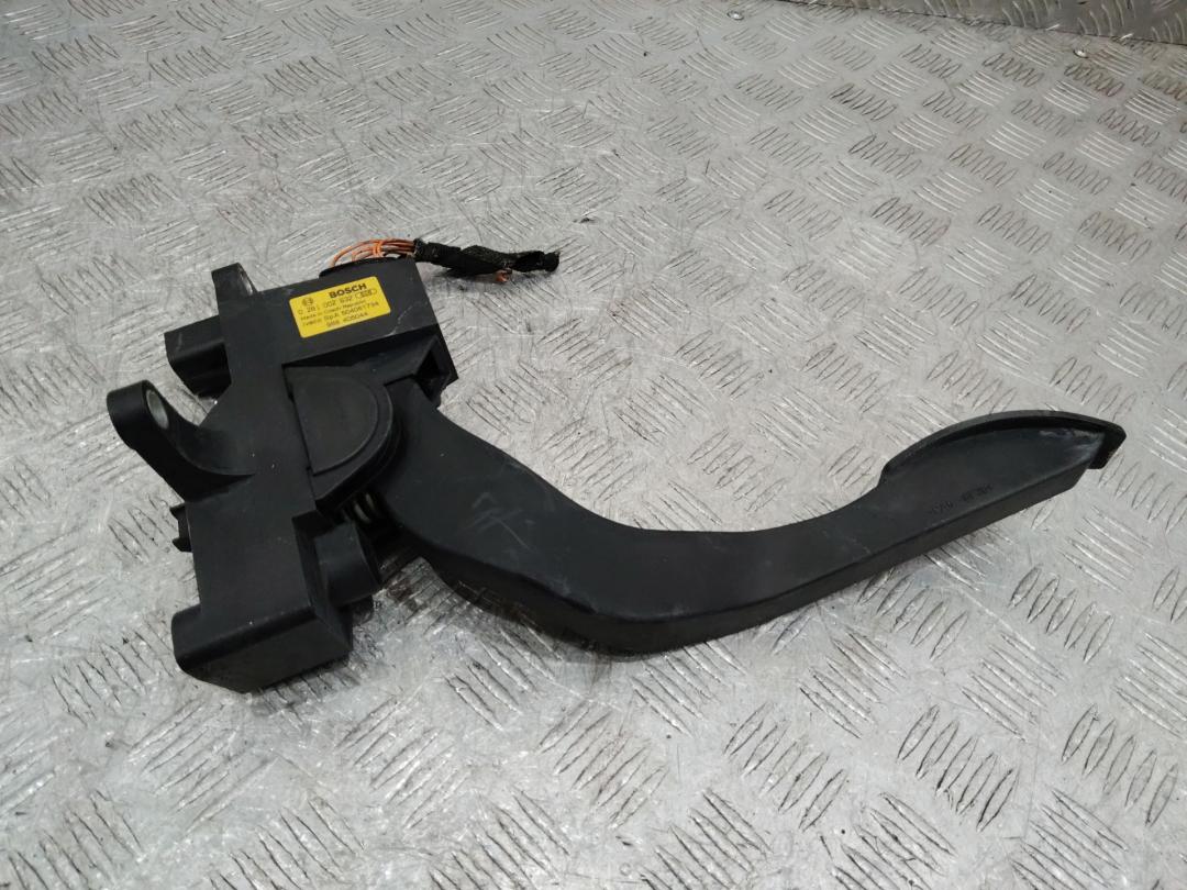 педаль IVECO Daily 4 поколение 2009, 0281002632 - фото №1