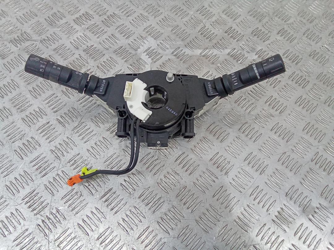 переключатель подрулевой (стрекоза) Nissan Qashqai 1 поколение 2008 - фото №1