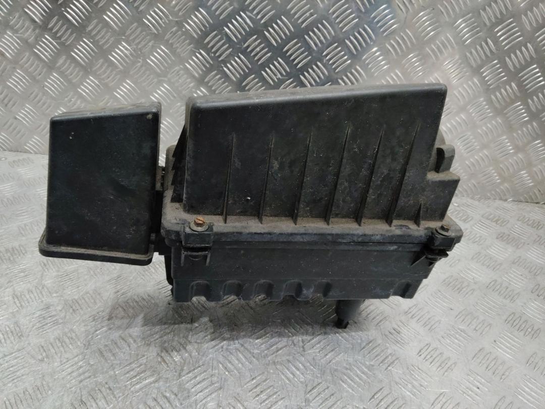 корпус воздушного фильтра Ford Focus 1 поколение 2000, 98AB9F763LE - фото №1