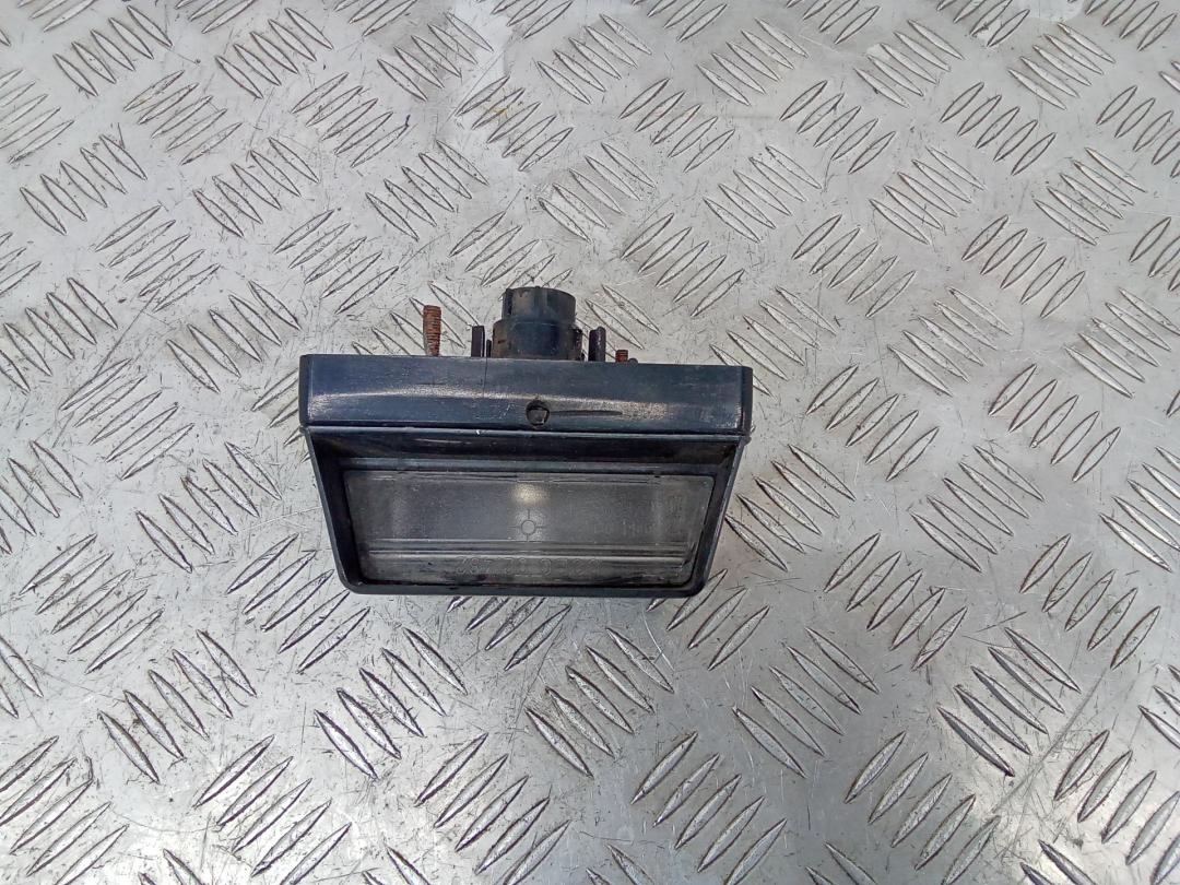 подсветка номера IVECO Daily 3 поколение 2005 - фото №1