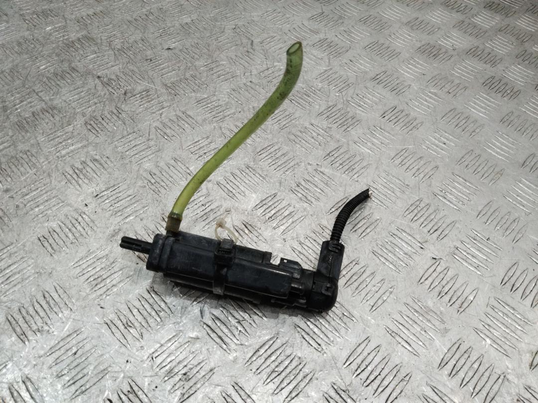 насос (моторчик) омывателя стекла MAN TGL 1 поколение 2005 - фото №1