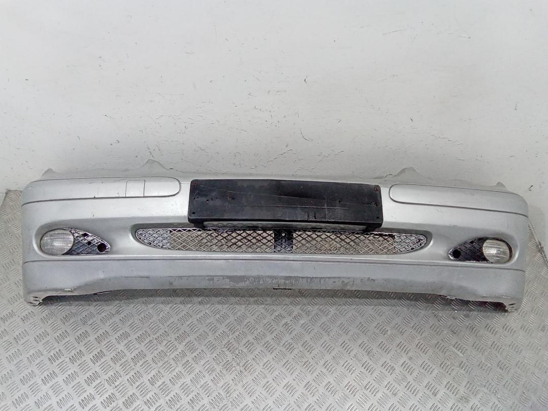 бампер передний Mercedes-Benz C-Класс W203/S203/CL203 2003 - фото №1