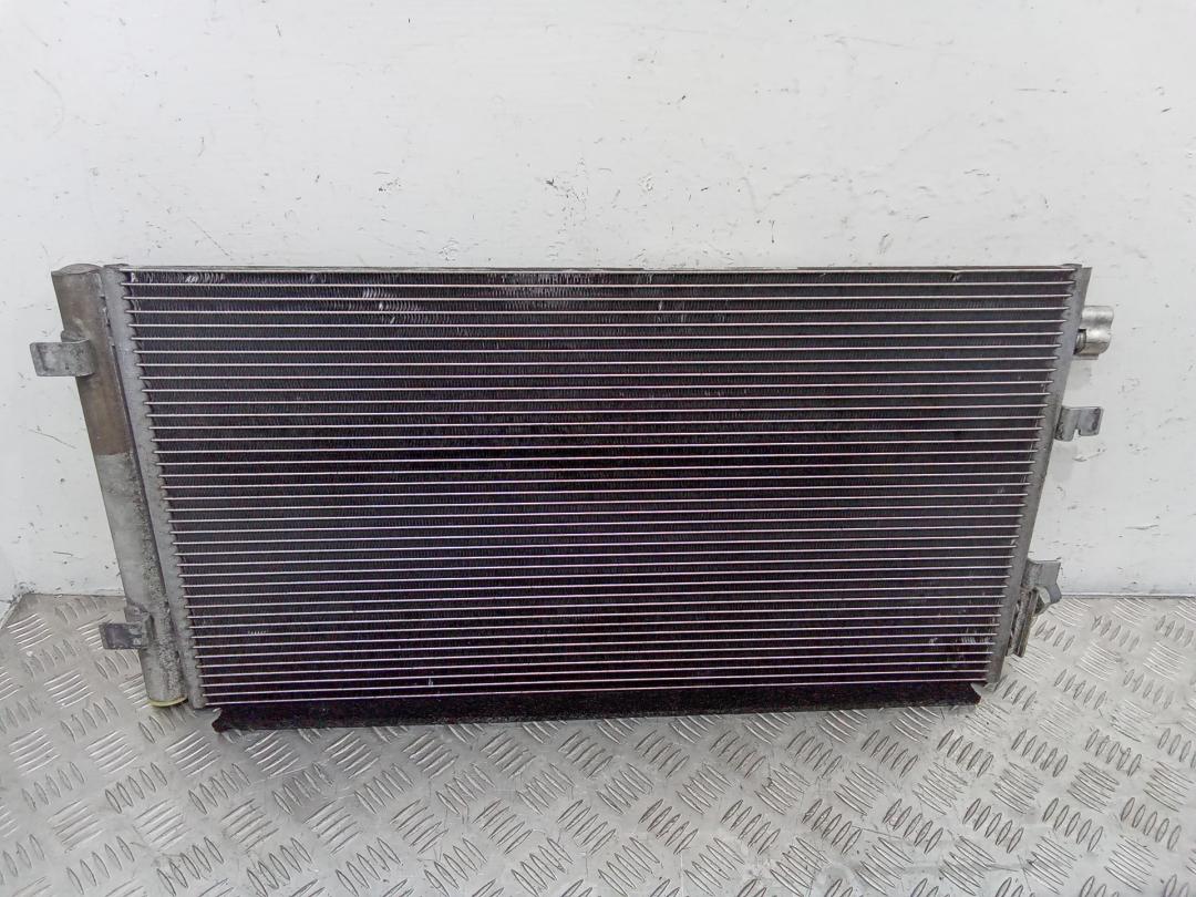 радиатор кондиционера Renault Megane 3 поколение 2011, 921000294R - фото №1