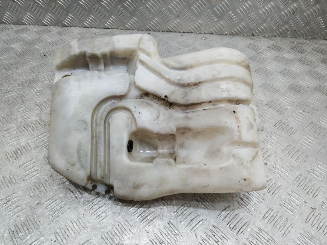 бачок омывателя Nissan Qashqai 1 поколение 2007, 28910JD900 - фото №1