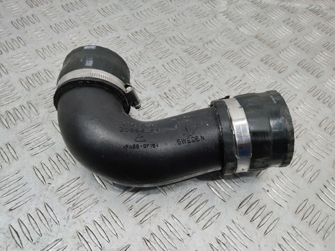патрубок интеркулера Volvo XC90 1 поколение 2005, 30696253 - фото №1