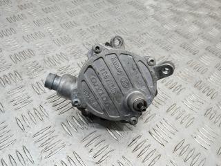 насос вакуумный Volvo V70 2 поколение [рестайлинг] 2005, 30677904