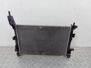 радиатор (основной) Ford Focus 3 поколение 2012, BV618005BB, BV618C342BD