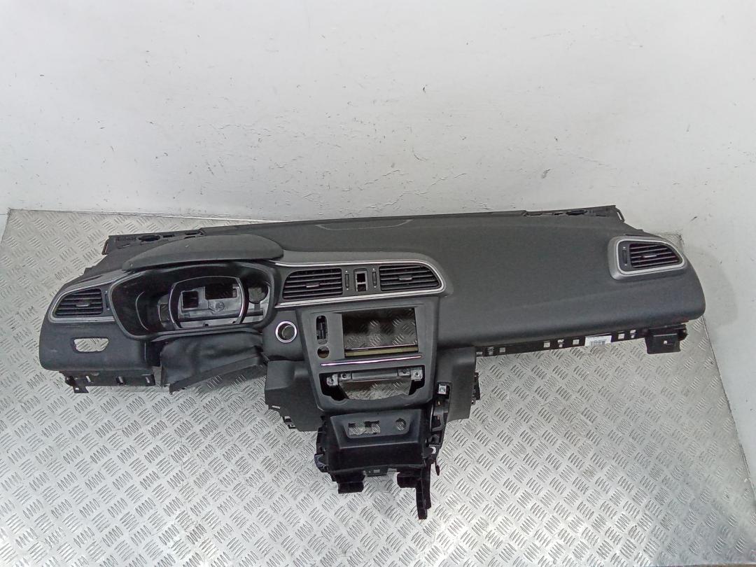 панель передняя салона (торпедо) Renault Kadjar 1 поколение 2016, 681006469R - фото №1