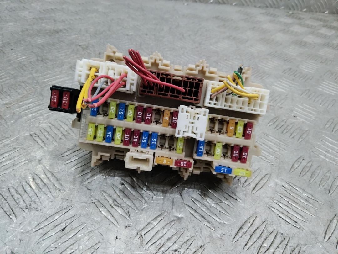 блок предохранителей Renault Kadjar 1 поколение 2016, 8901R - фото №1