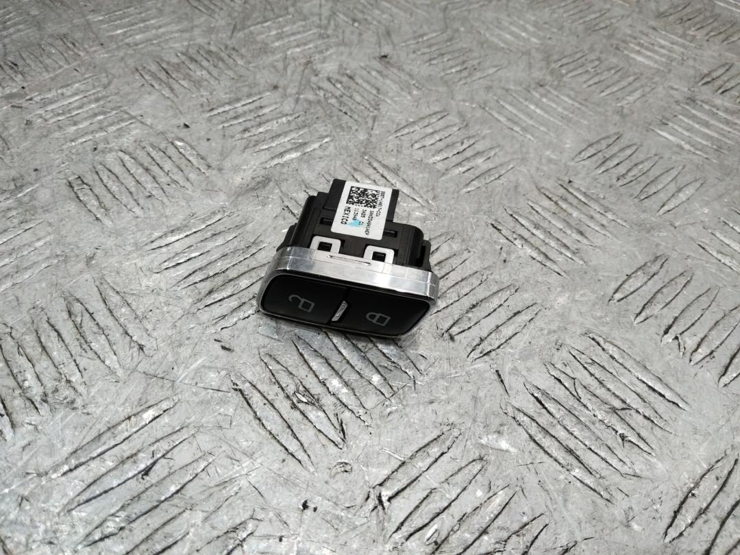 кнопка центрального замка Ford Mustang 6 поколение 2015, BB5T14017CCW - фото №1