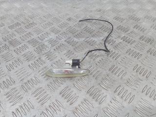 повторитель поворота на крыле левый BMW 1 серия E81/E82/E87/E88 2006, 693299709