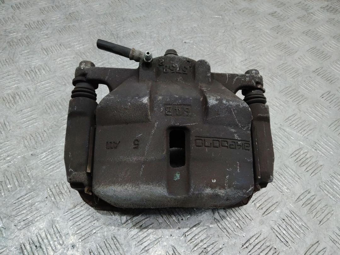 суппорт передний правый Nissan Qashqai 2 поколение 2014 - фото №1