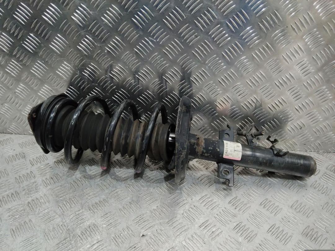 амортизатор передний правый Nissan Qashqai 2 поколение 2014, 543024EA7C - фото №1