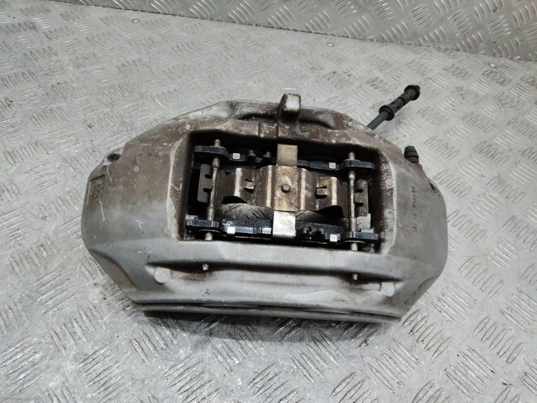 суппорт передний правый Mercedes-Benz S-Класс W222/C217/A217 2016, 20B40008002A - фото №1