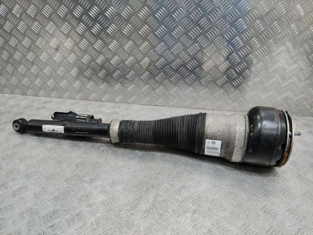 пневмостойка задняя Mercedes-Benz S-Класс W222/C217/A217 2016, A2223201800 - фото №1