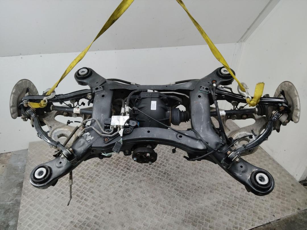 балка подвески задняя Mercedes-Benz GLE W166 2017, 1663500414 - фото №1