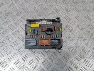 блок предохранителей Peugeot 307 1 поколение [рестайлинг] 2005, 9659741880, L04