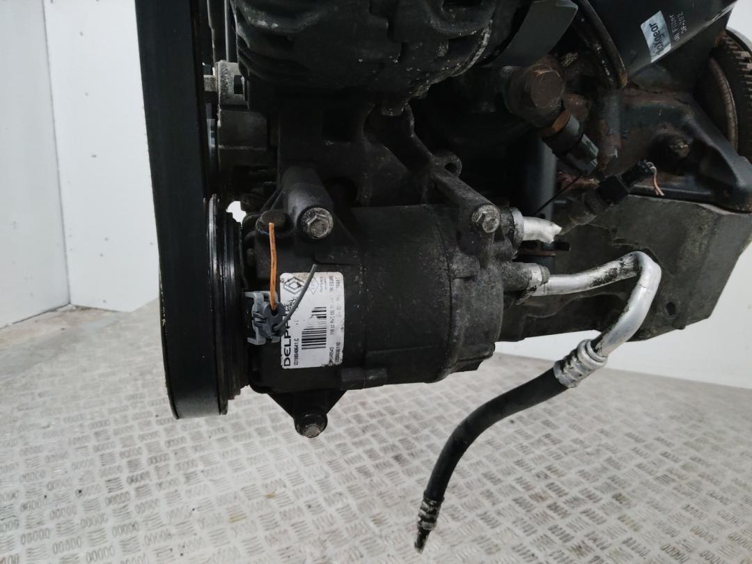 компрессор кондиционера Renault Megane 3 поколение 2008, 1.5 л., K9K 732, дизель, МКПП, 8200600110 - фото №1