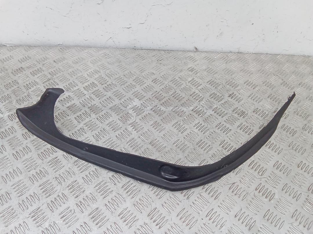 водосток крышки багажника Mercedes-Benz E-Класс W213/S213/C238/A238 2017, A2136908104 - фото №1