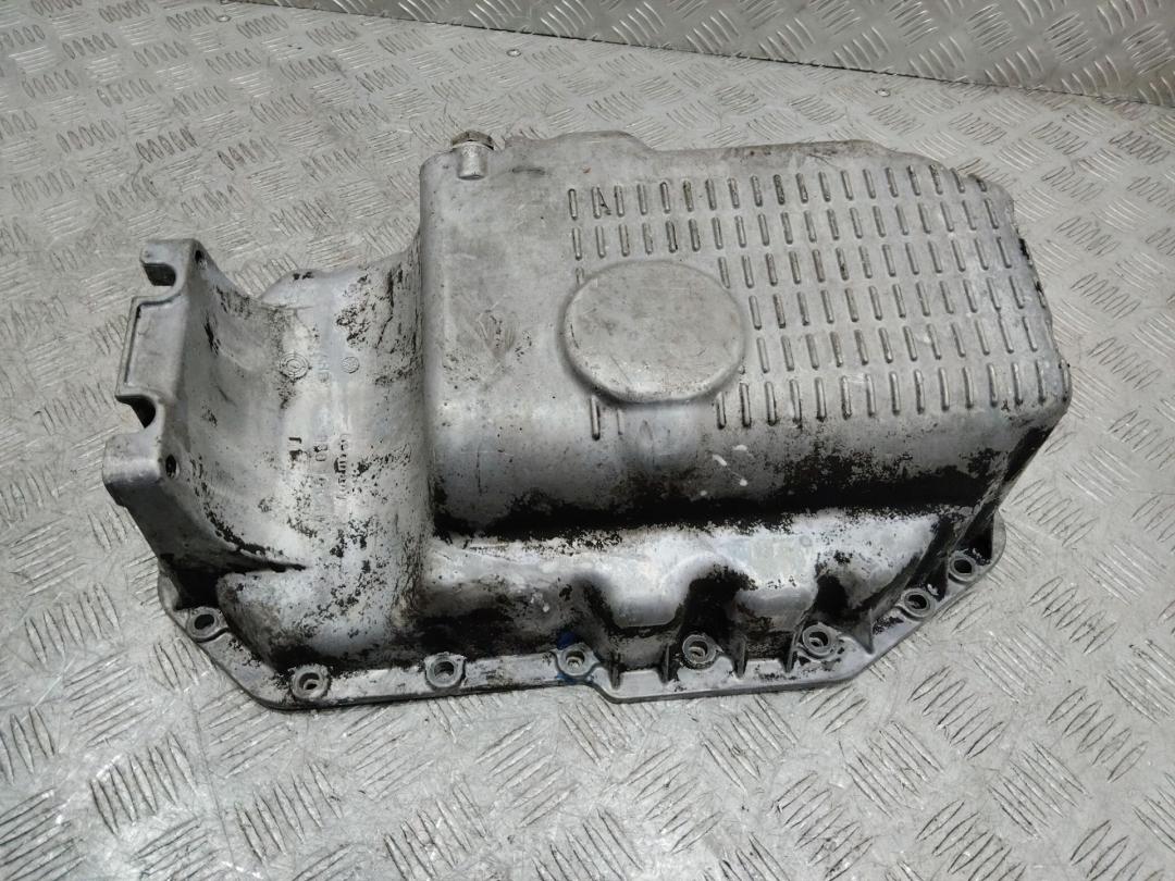 масляный поддон Volkswagen Golf 4 поколение 2002, 1.4 л., бензин, 030103603K - фото №1