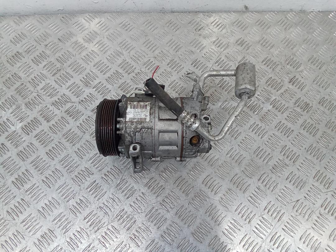 компрессор кондиционера Renault Master 3 поколение 2010, 8200454172 - фото №1