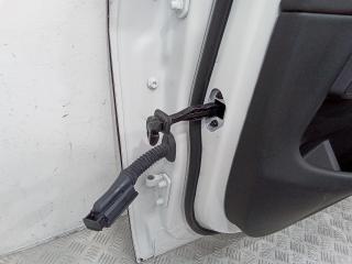 ограничитель открывания двери BMW X5 G05 2023, правый руль