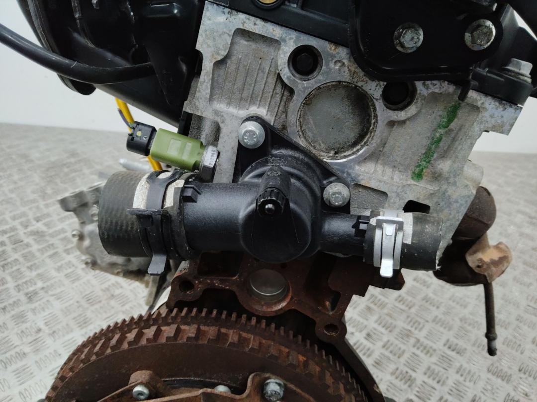 корпус термостата Renault Clio 3 поколение 2007, 1.2 л., D7F 800, бензин, МКПП - фото №1