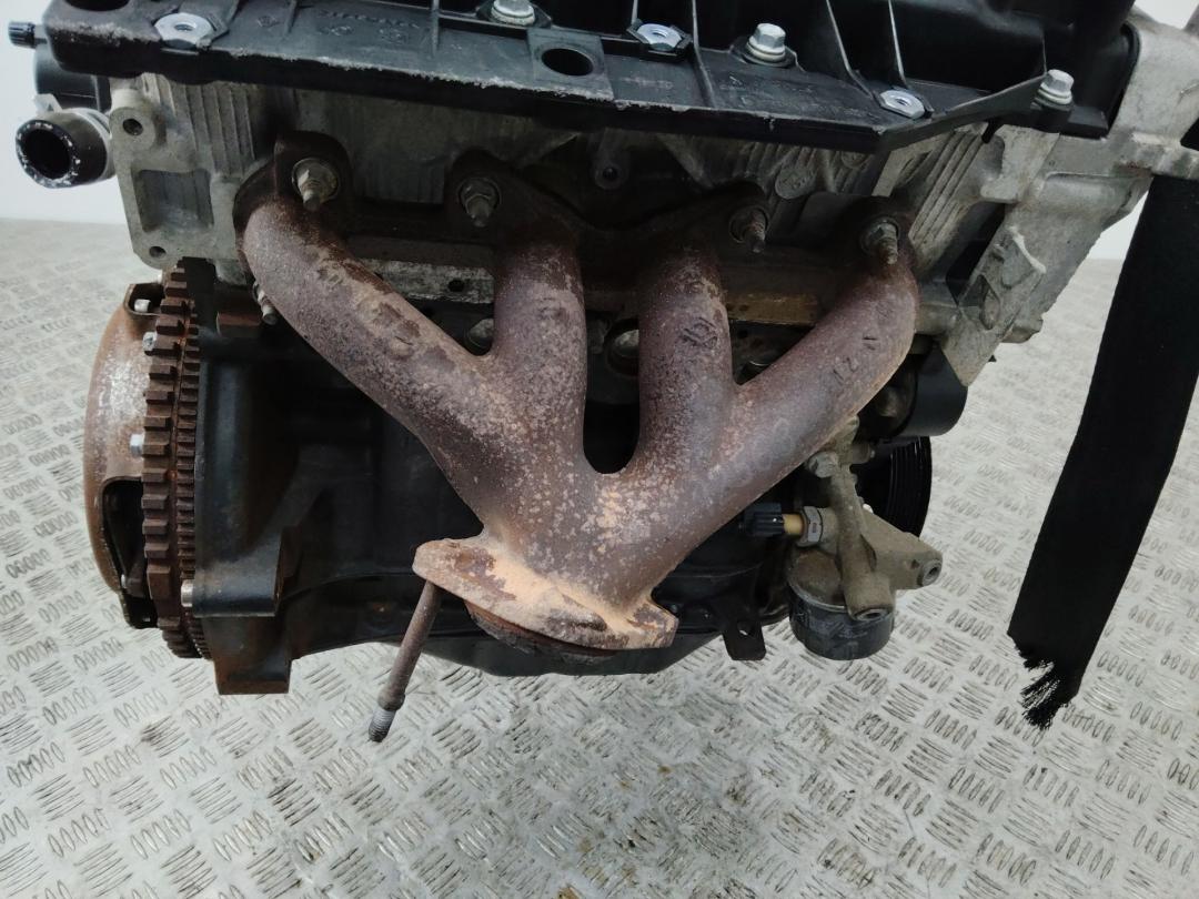 коллектор выпускной Renault Clio 3 поколение 2007, 1.2 л., D7F 800, бензин, МКПП - фото №1