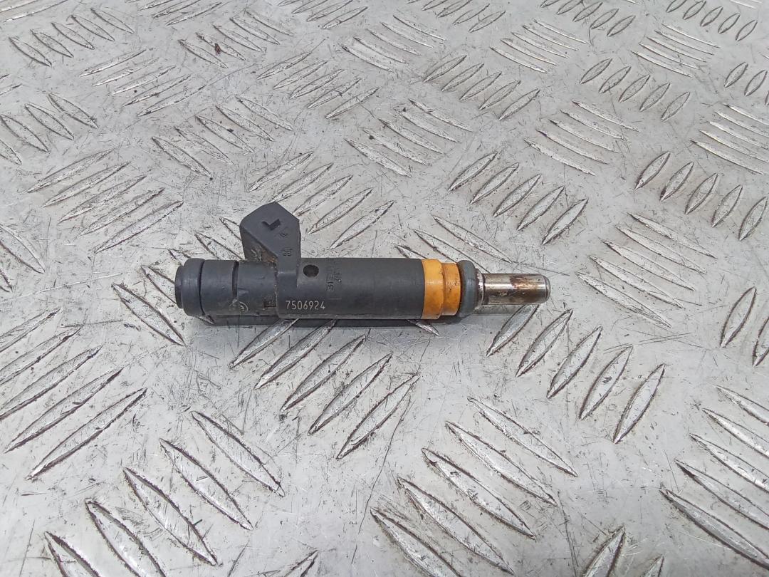 форсунка BMW 7 серия E65/E66/E67 2003, 4.4 л., N62 B44, бензин, АКПП, 7506924 - фото №1