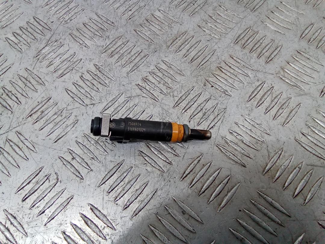 форсунка BMW 7 серия E65/E66/E67 2003, 4.4 л., N62 B44, бензин, АКПП, 7506924 - фото №1