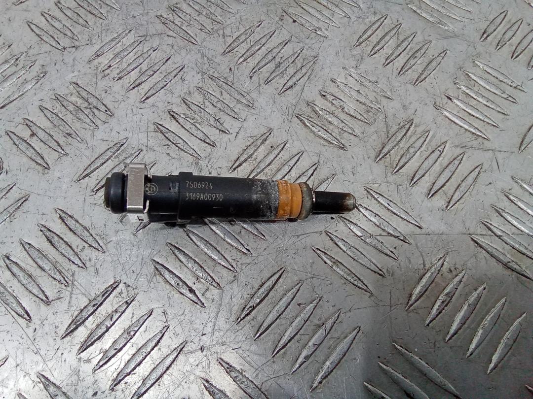 форсунка BMW 7 серия E65/E66/E67 2003, 4.4 л., N62 B44, бензин, АКПП, 7506924 - фото №1